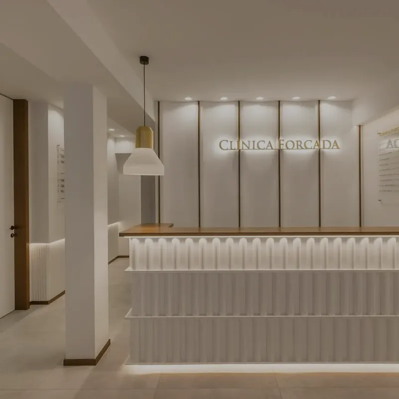 Proyecto de interiorismo de Laura Yerpes con iluminación suave